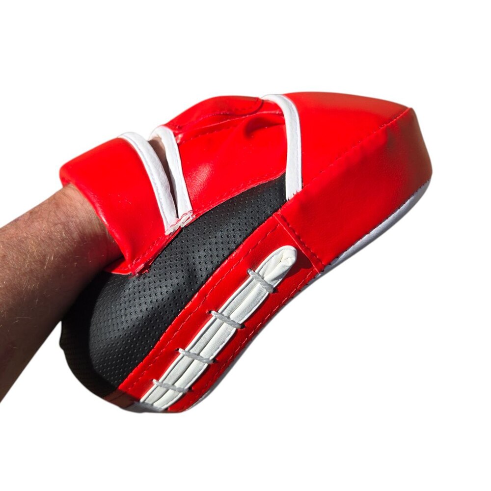 Лапи боксерські BOXER NEW ергономічні вінілшкіряні червоні