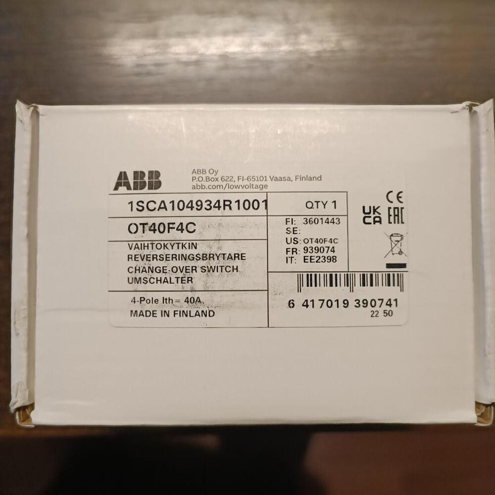 Модульний реверсивний рубильник ABB I-0-II OT40F4С (перекидний)